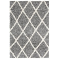 SAFAVIEH Venus Quincy Geometric Trellis Shag Area Rug, 4' x 6', Grey/Ivory