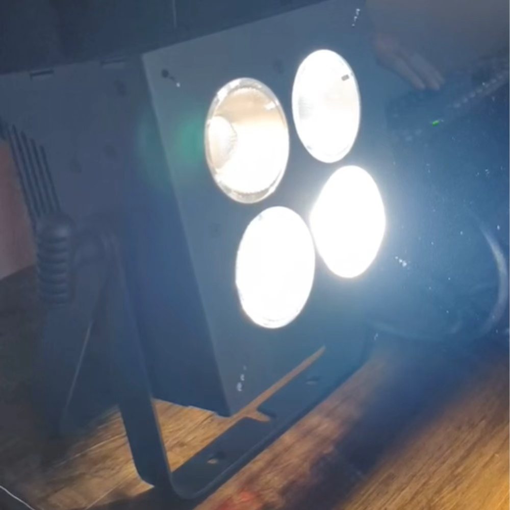 Indoor White Warm Color DJ Fixtures COB LED Blinder Lights Stage Strobe 4-Eyes