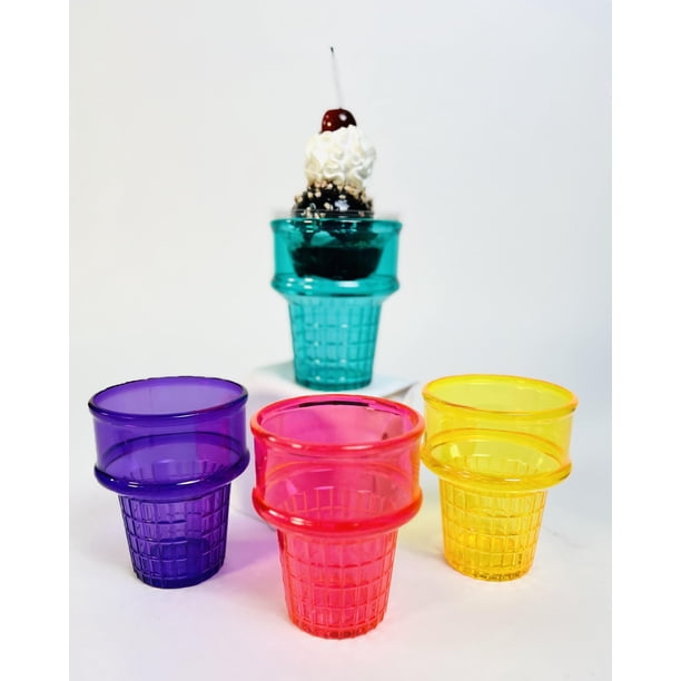 Alo Creations Juego de 4 platos para helado, patrón de cono de gofre en 4 colores brillantes surtidos de verano, plato para fiesta de helado social (plato para helado con forma de cono de helado), med
