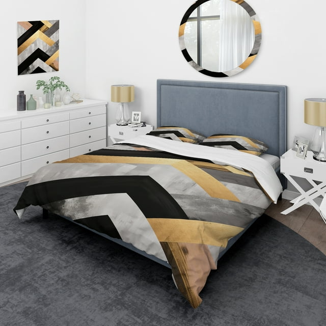 Designart "Geometric Tiles in Black and Gold IV" Abstract Geometric Bedding Covert Set - Abstract Gold Modern Bed Set With 2 Shams