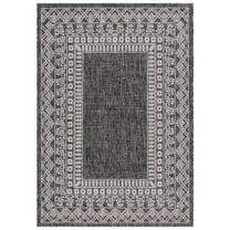 SAFAVIEH Courtyard Emmett Bordered Indoor/Outdoor Area Rug, Black/Beige, 5'3" x 7'7"