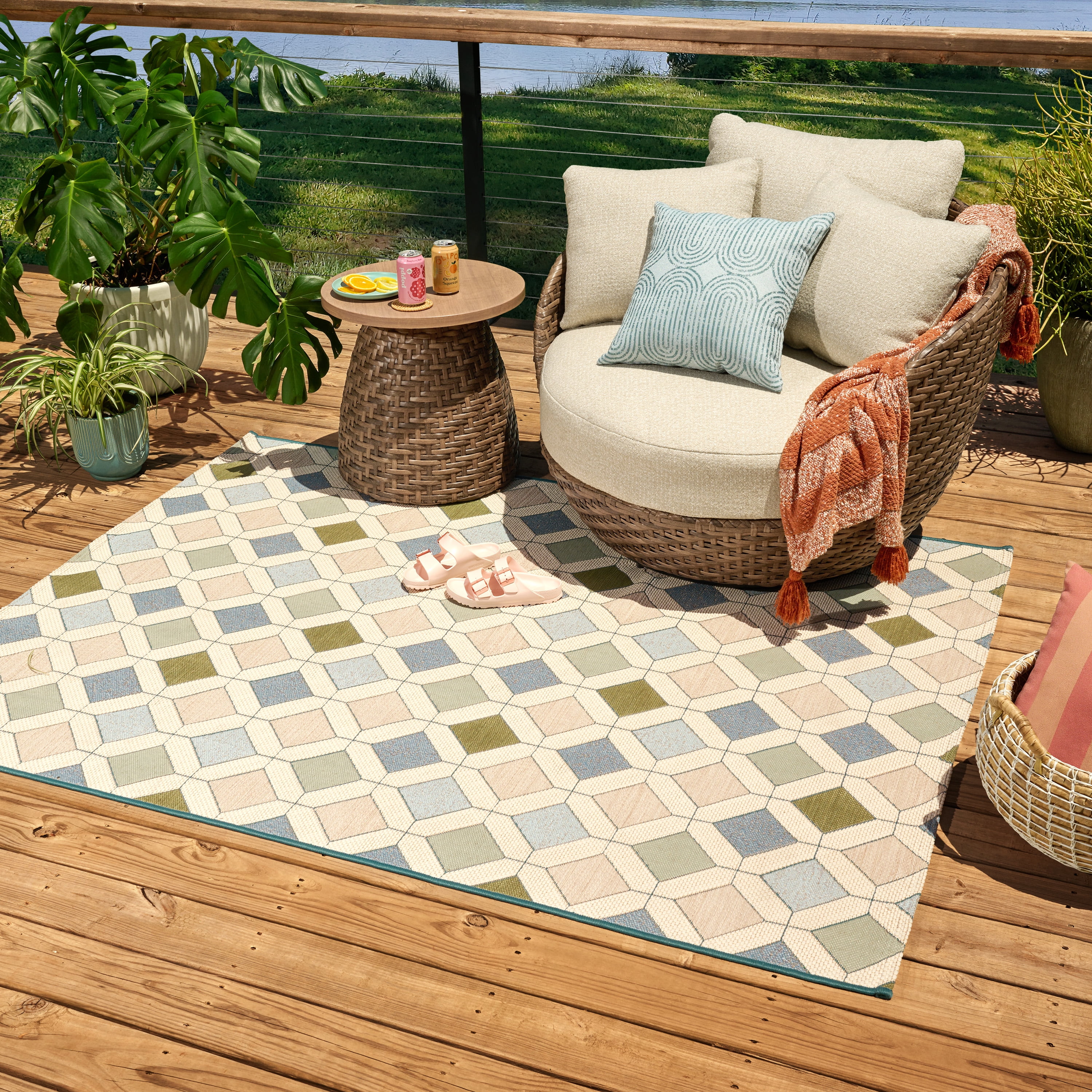 Beautiful 5' x 7' Tiles Outdoor Rug by Drew Barrymore