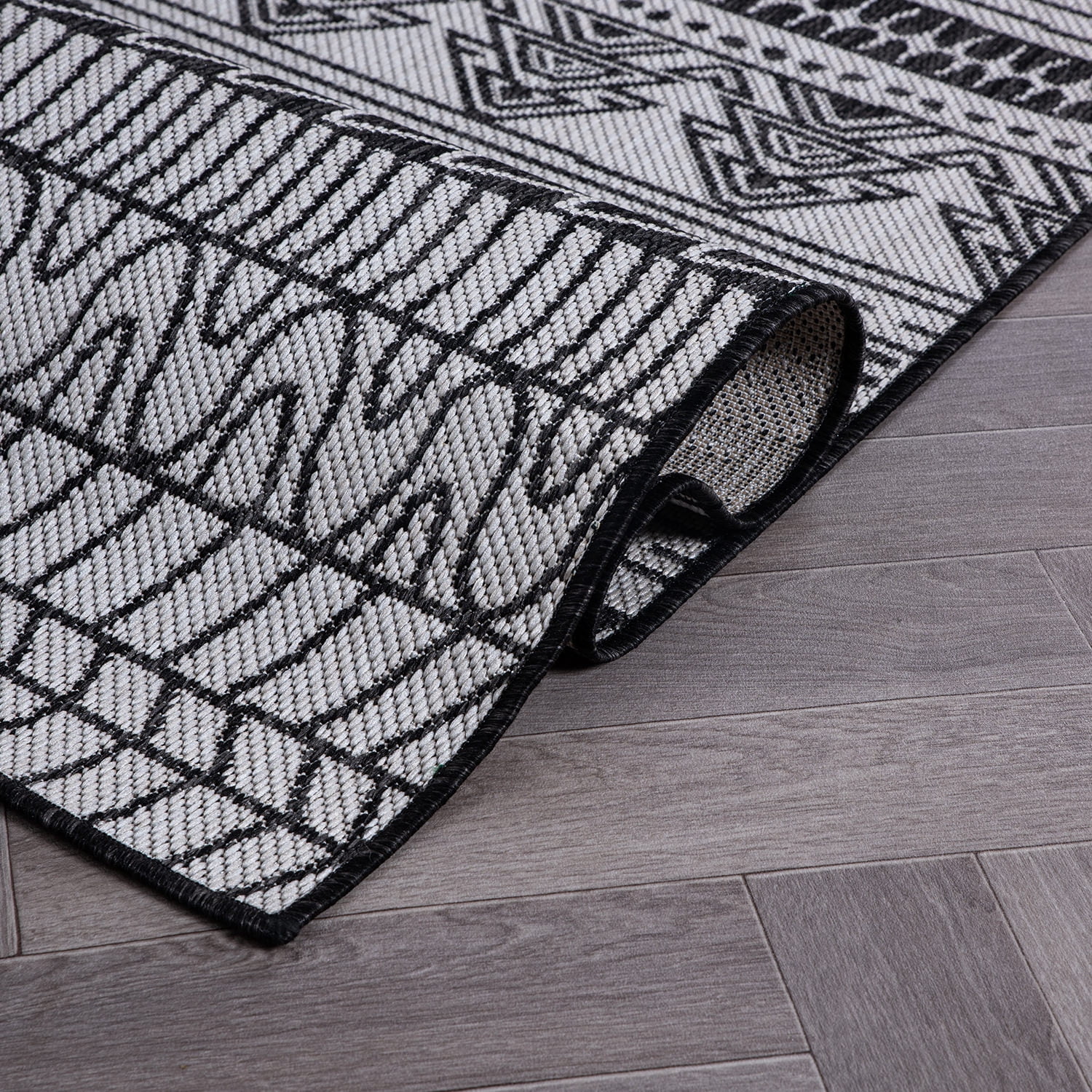 World Rug Gallery Contemporary Geometric Bohemian Textured Flat Weave Indoor/Outdoor Area Rug - BLACK 2'x7'