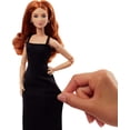 thumbnail image 3 of Muñeca de coleccionista Barbie Basics modelo 04 con pelo rojo rizado, 3 of 6