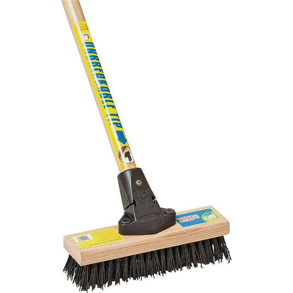 Simple Spaces 918AFOR Deck Scrub Brush with Handle