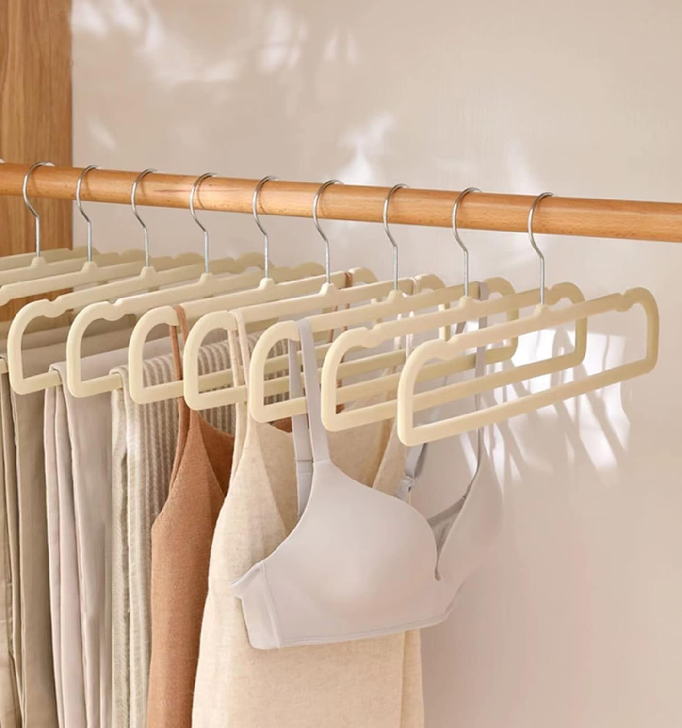 VelvetHangers, 20pcs Heavy Duty Flocked Pant Hanger with Non-SlipTrouserBar, 35cm(L) Adult Clothes Hangar with Swivel Hook, Slim Felt Perchas Terciopelo for Shorts, Dress, Scraf, Bar (Beige-Silver)