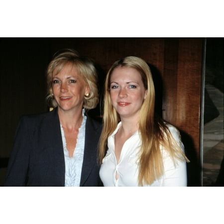 Melissa Joan Hart With Her Mother At Wb Upfront Ny 5152001 By Cj Contino