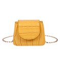 thumbnail image 4 of Bolsa Mini de hombro de cuero de color puro, de mensajero con cadena para mujer (amarillo) Ehuebsd Para Estrenar, 4 of 8