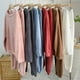 thumbnail image 2 of Traje cálido con terciopelo añadido, color miel, melocotón, otoño e invierno, terciopelo coral, rayas verticales, ropa para el hogar, traje cálido, 2 of 6