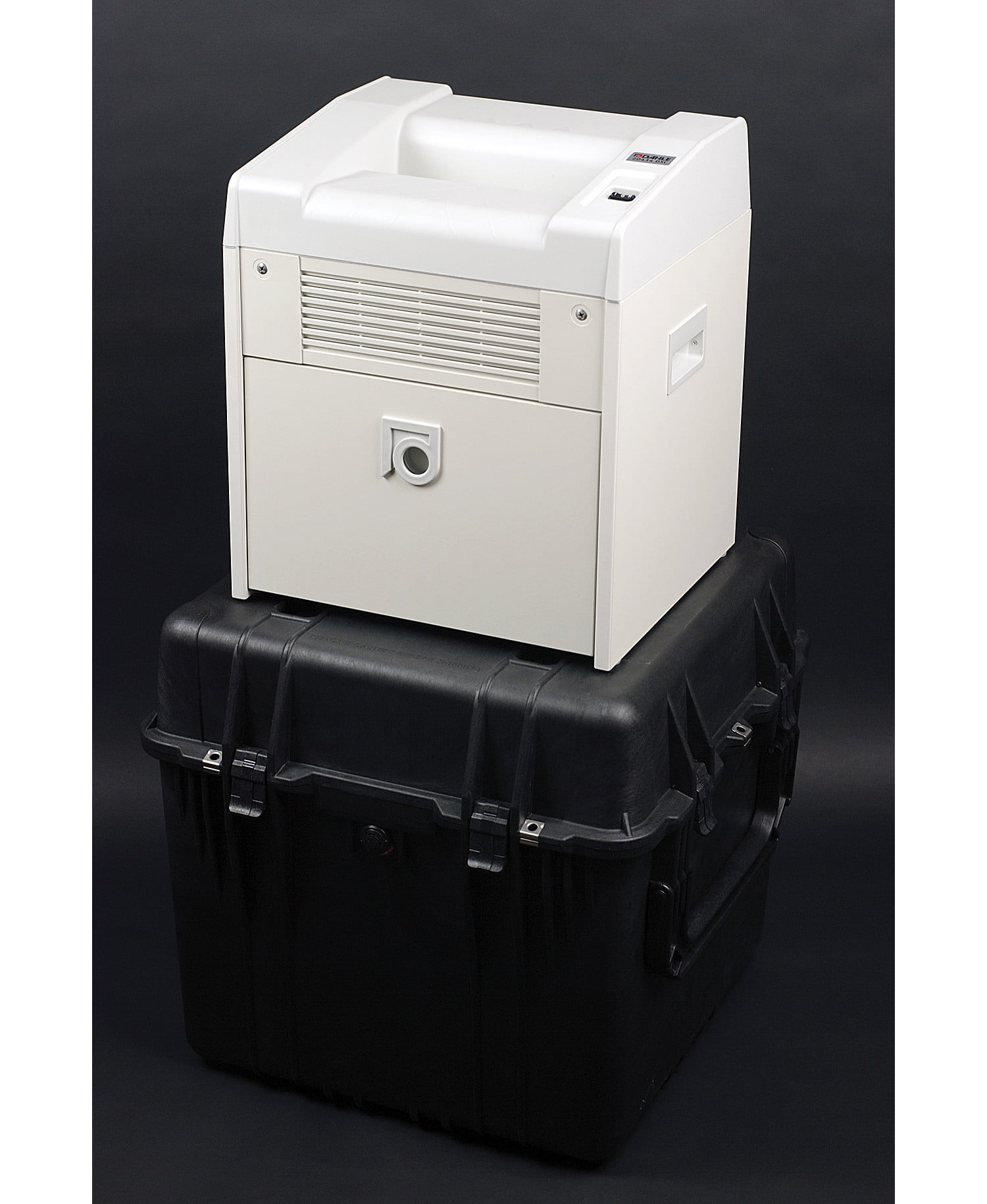 Dahle 20434ds Rapid Deployment Paper Shredder w/pelican case, For Top Secret Shredding, Level P-7
