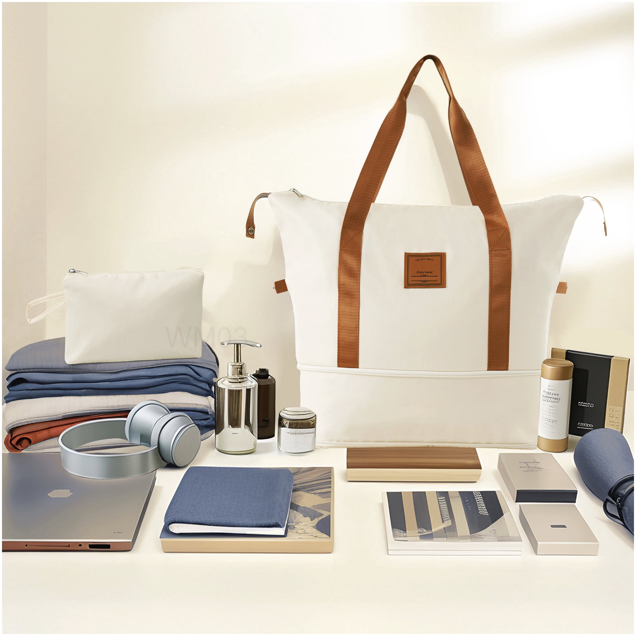 Lightweight 3-Piece Hardshell Luggage Set with Wheels, Airline Approved Carry-On Suitcase in Cream