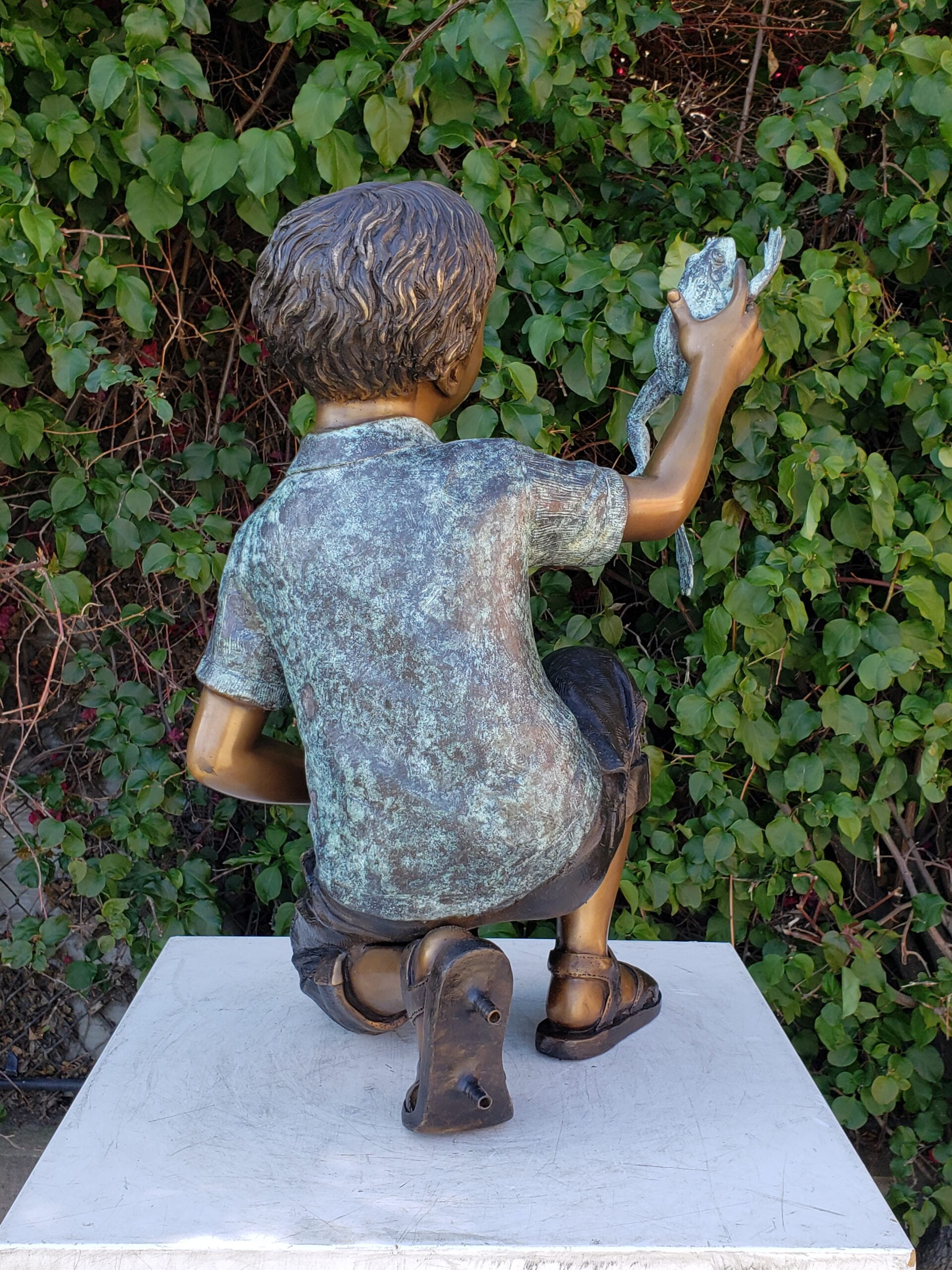 Nifao Little Boy Playing with Two Frogs Outdoor Fountain Statue, Bronze Garden Water Feature Sculpture for Patio & Yard – Garden Outdoor Decor Sculpture, 18"L x 16"W x 25"H