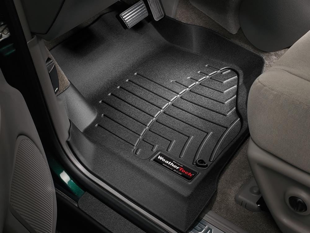 WeatherTech Custom Fit FloorLiners compatible with TrailBlazer EXT, TrailBlazer, Envoy Denali, Envoy XL Denali, Envoy XUV, Envoy XL - 1st Row (Driver & Passenger), Black