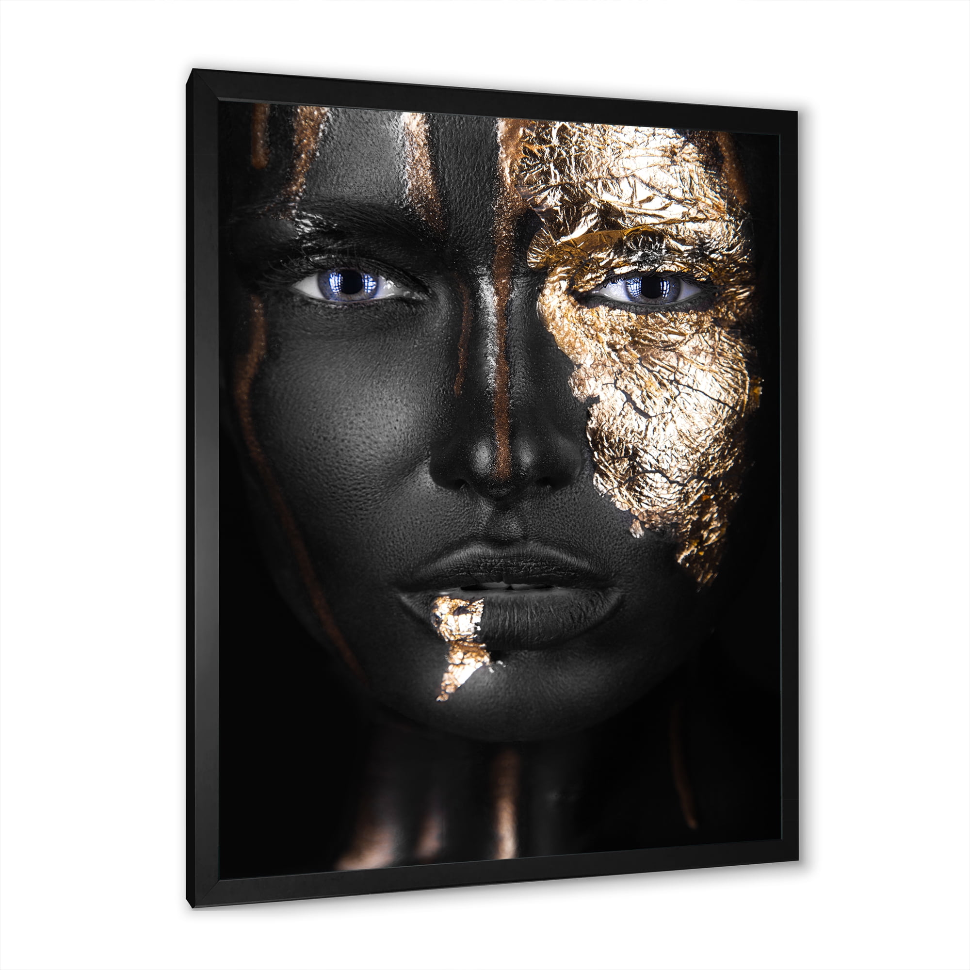 Designart 'Portrait of A African American Girl with Gold Makeup' Modern Framed Art Print