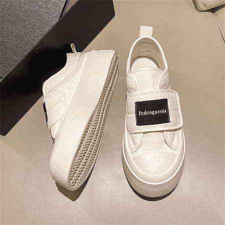 

Women’s Fashion Casual Canvas Shoes Comfortable Slip On Board Shoes
