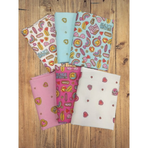 6 Fat Quarters - Assorted Malibu Barbie Fat Quarter Bundle