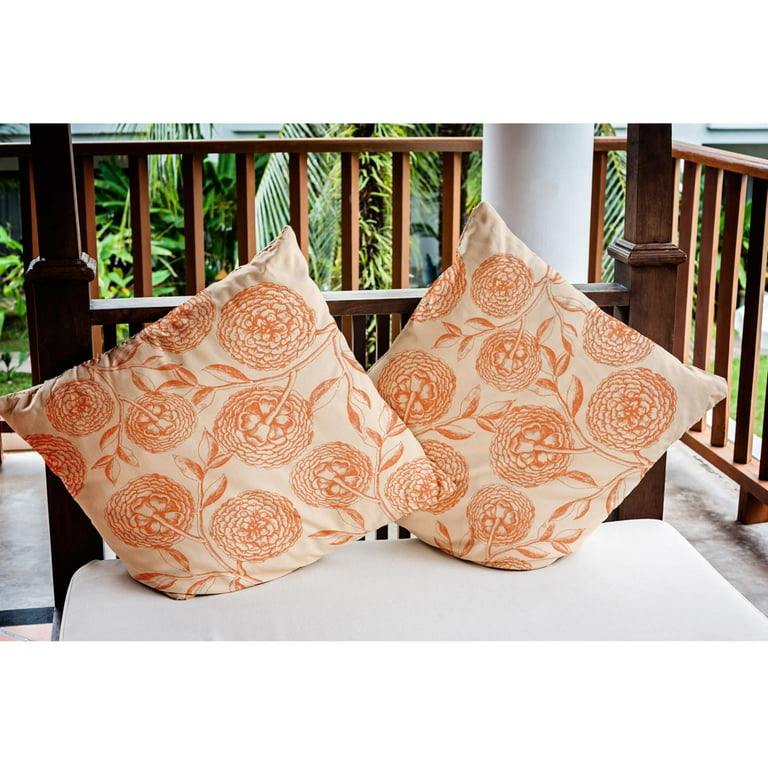 E by design pillows top