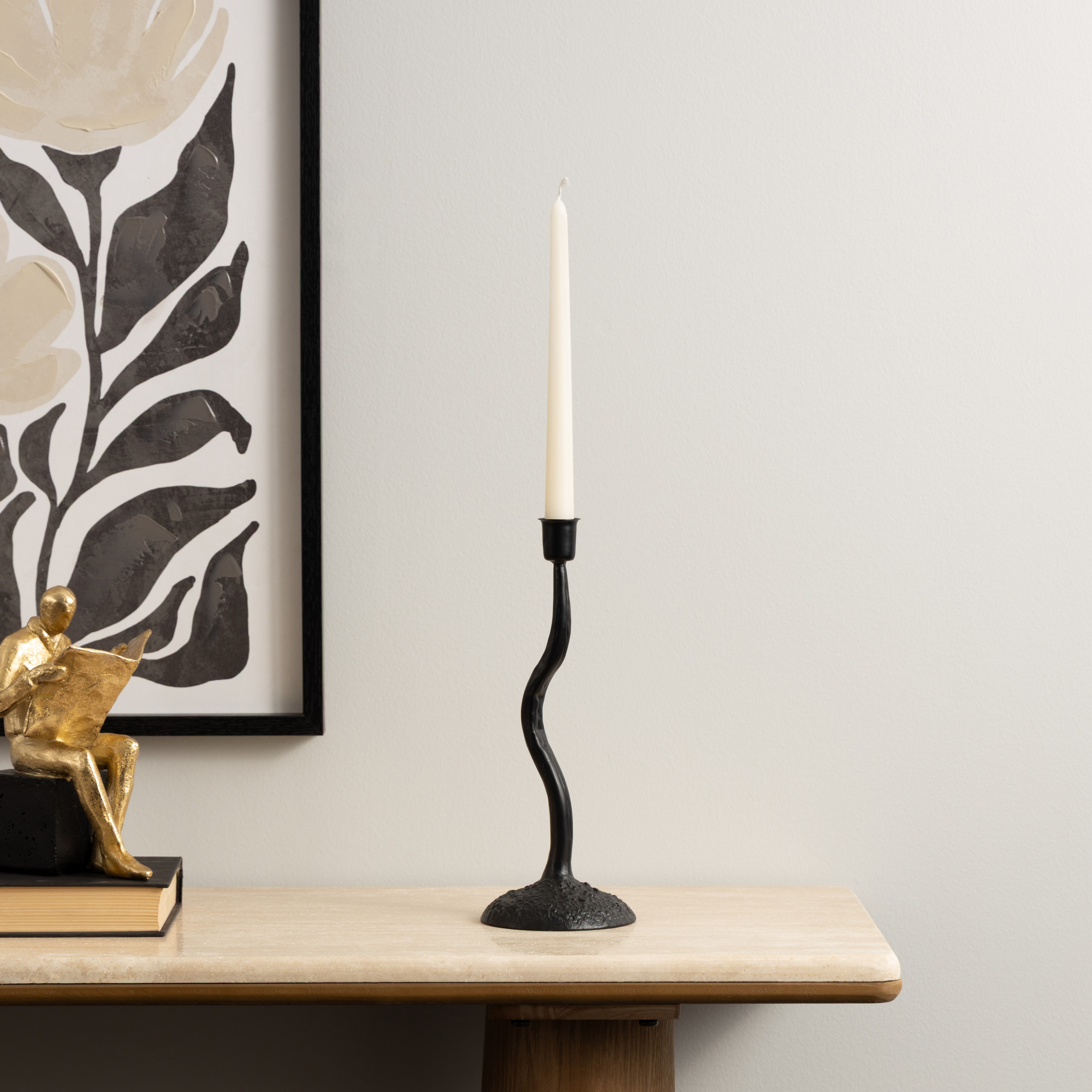 DecMode Black Metal Candle Holder with Round Base