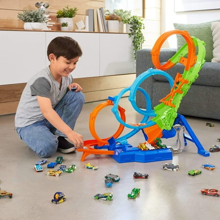 Hot Wheels - 4-Loop Crash-Out Track Set