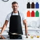 thumbnail image 1 of Delantal de chef premium con bolsillos - Delantal de cocina ajustable para cocinar, asar y limpiar - Poliéster, talla única para todos, 1 of 9