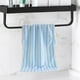 thumbnail image 4 of Accesorios de baño 1 paquete de toallas de mano de secado rápido de microfibra de terciopelo, toallas muy absorbentes, uso multiusos como toalla de baño de hotel, toallas de mano de poliéster de 13 x, 4 of 6