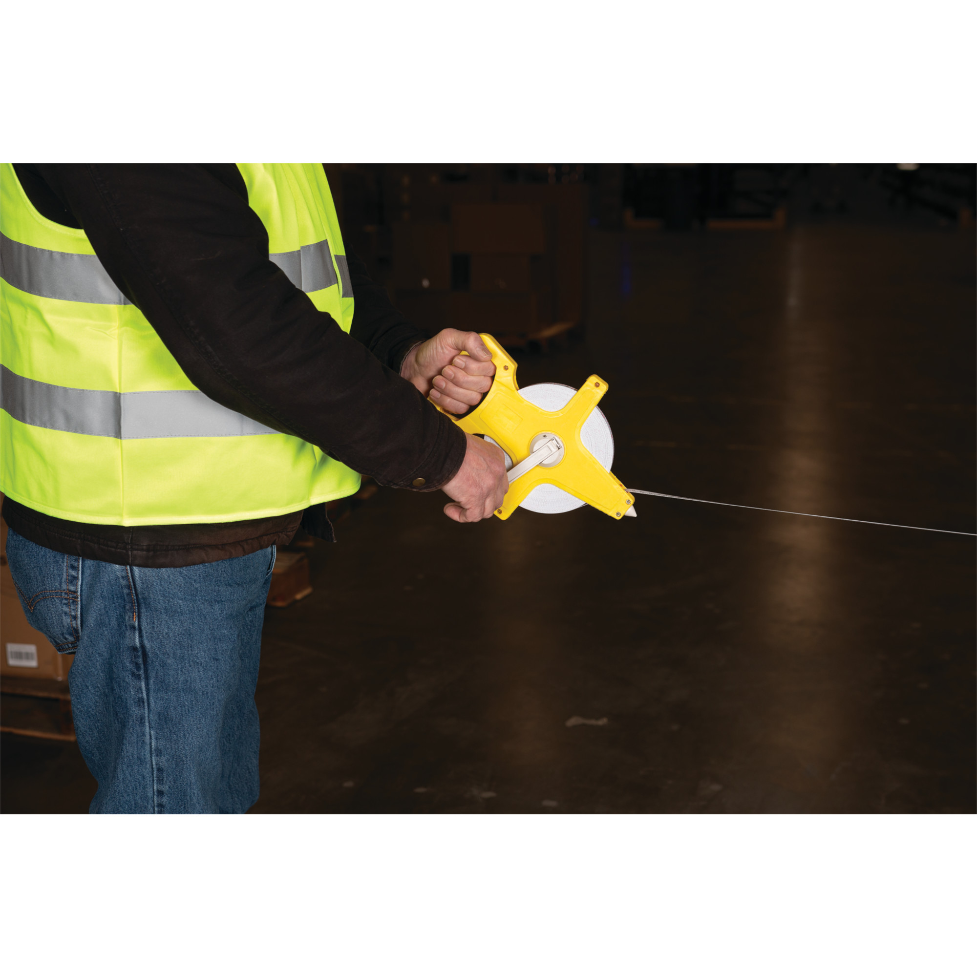 Performance Tool 150-Foot Open Reel Tape Measure photo 5