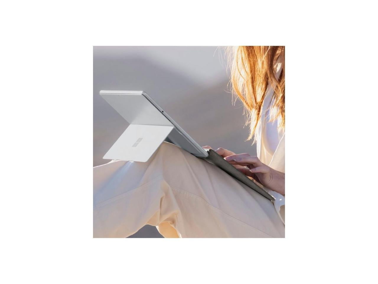 Microsoft Surface Pro Keyboard Cover with Pen Storage in Platinum - 8XA-00238