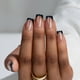 thumbnail image 1 of Press on Nails BtartBox, negro cromado, punta francesa corta y cuadrada, 1 of 7