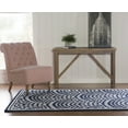 thumbnail image 3 of Linon Aspire Scallop Hand Tufted Wool 2'x3' Rug in Navy, 3 of 6
