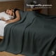 thumbnail image 3 of Dreamlab Manta Ligera con Textura Tipo Waffle – Colcha Suave, Ligera y Transpirable – Estilo Elegante Punto Gofre para Cama o Sofá – Ideal para Todas las Estaciones – Tamaño King Size – Color Grafito, 3 of 10