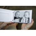 thumbnail image 2 of Brag Book The Grandparent Gift Co. Primer bisnieto, 2 of 8