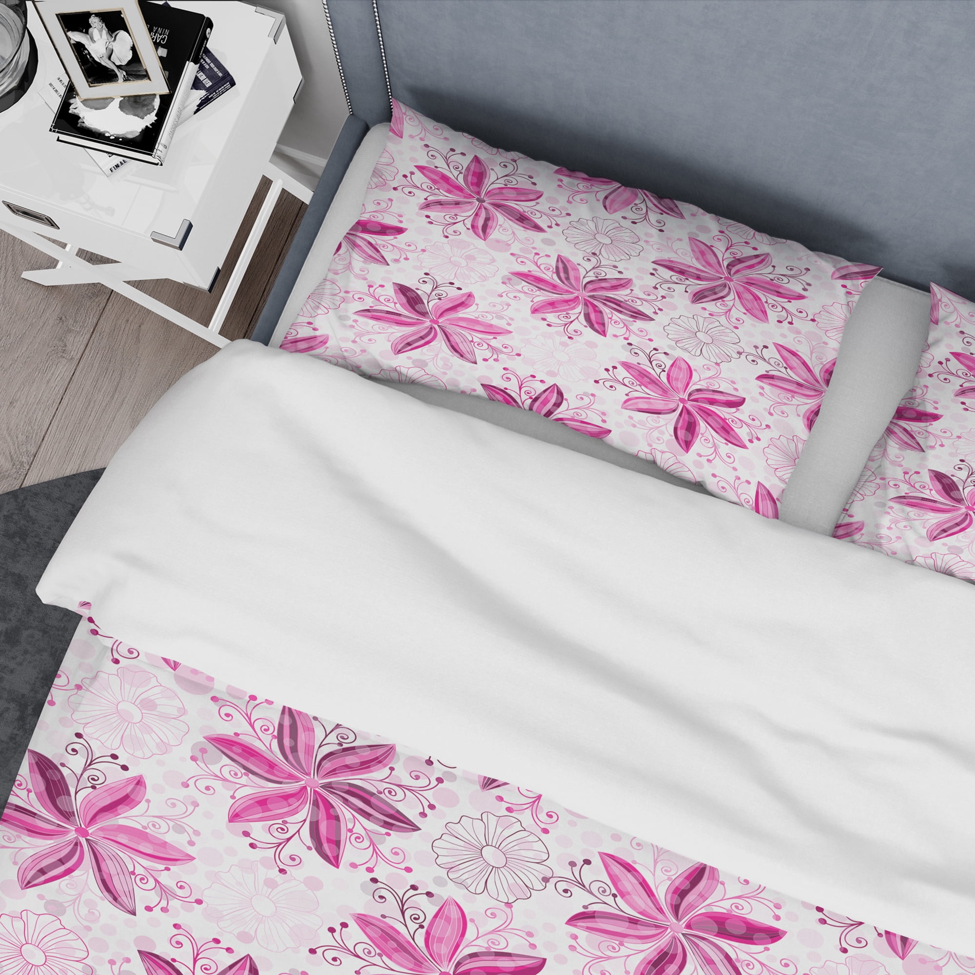 Designart 'Retro Floral Pattern XII' Mid-Century Modern Duvet Cover Set