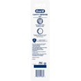 thumbnail image 5 of Cepillo de dientes Oral-B Essential Clean Suave, paquete de 2, 5 of 5