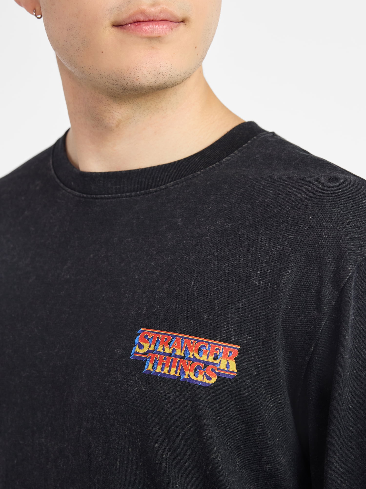 Netflix Stranger Things Hawkins Graphic T-Shirt with Long Sleeve Thermal Sleeves from No Boundaries, Men’s and Big Men’s