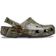 thumbnail image 5 of Zueco Shoes Crocs Classic Realtree para niños, talla 11, 5 of 7