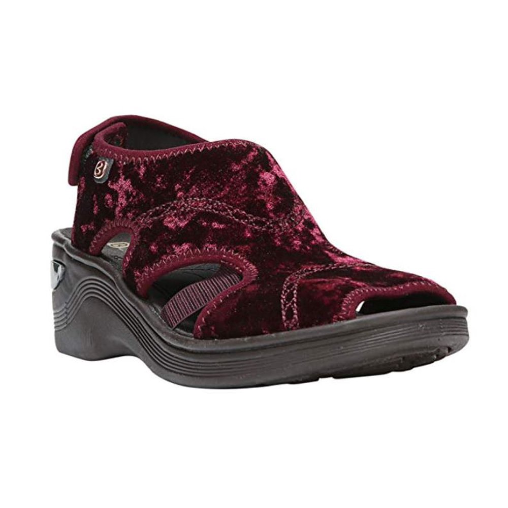 bzees wedge sandals