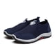 thumbnail image 1 of Zapatos de hombre de moda cómodos de malla transpirables zapatillas casuales zapatos de lona perezosos coreanos, 1 of 5