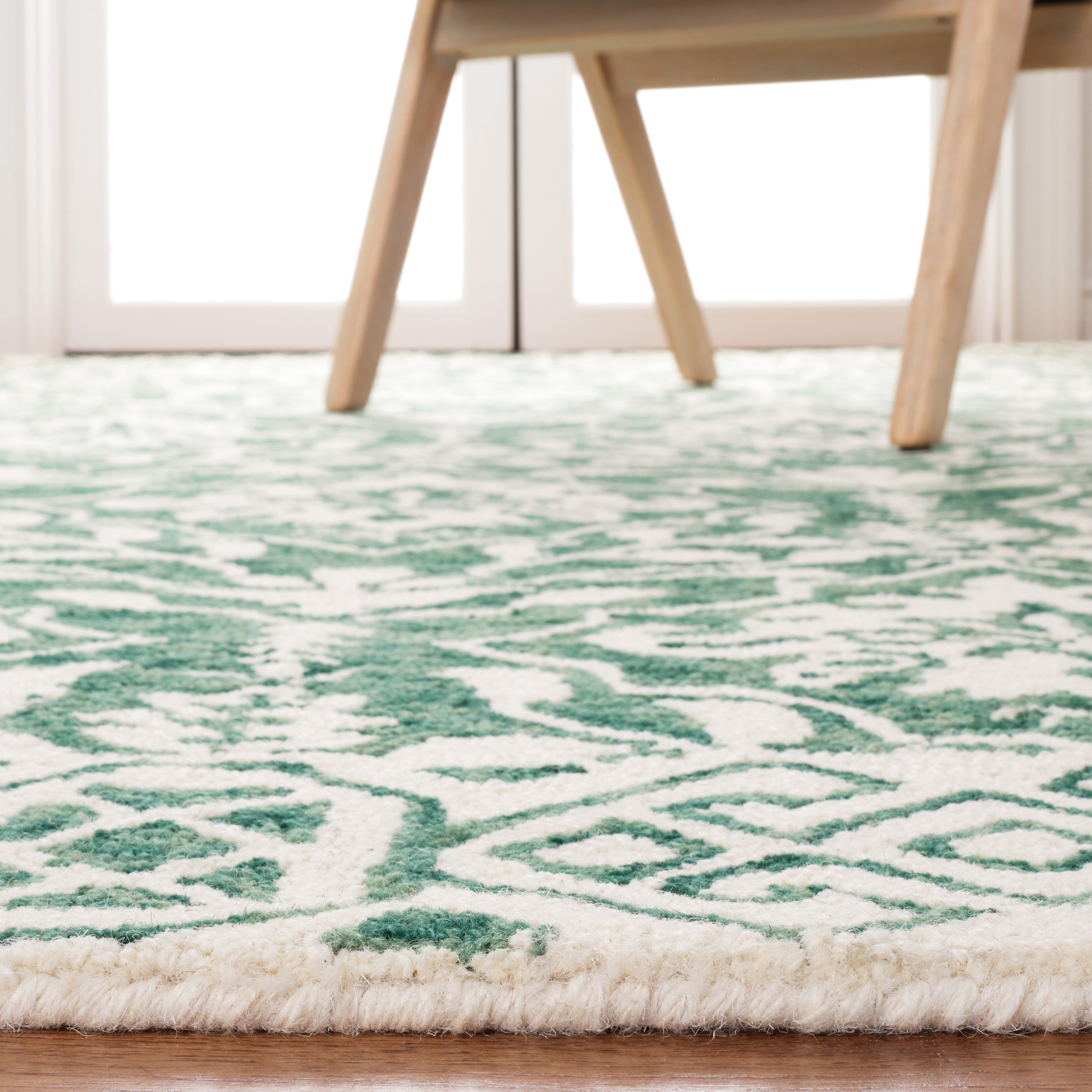 Safavieh Dip Dye Beranadette Floral Wool Area Rug, Dark Green/Ivory, 9' x 12'