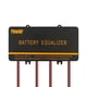 thumbnail image 1 of Balanceador de voltaje Ecualizador de batería de Gel de 12V, equilibrador de voltaje de batería para sistema de batería de plomo y ácido, serie-controlador de carga conectado en paralelo Eccomum, 1 of 5