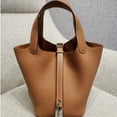thumbnail image 4 of Bolso tipo cubo con forma de cesta para verduras, bolso de hombro, capa superior de piel de vaca, estampado de lichi, piel de Togo, bolso de piel auténtica para mujer, 4 of 5