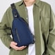 thumbnail image 5 of Bolso bandolera tipo mensajero para el hombro, mochila de viaje al aire libre para montañismo para hombres y mujeres, 5 of 5