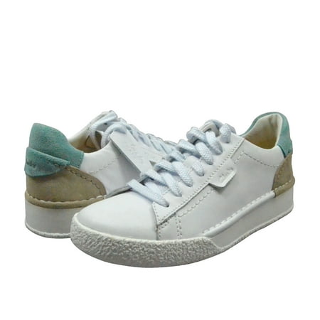 

Clarks Women s Craft Cup Lace Casual Leather Sneakers 64240
