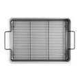 thumbnail image 2 of Grand taille four à bords hauts et plat à rôtir et à croustiller Nordic Ware Naturals avec grille, 2 of 10