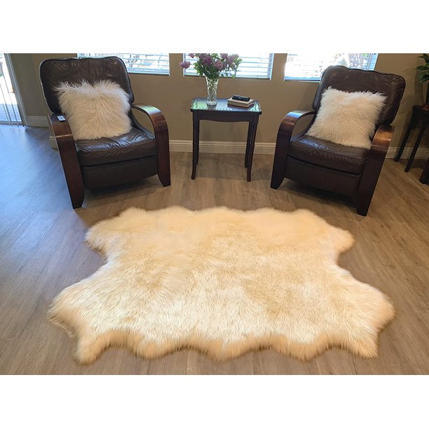 LAMBZY Faux Sheepskin Super Soft Hypoallergenic Silky Shag Rug for