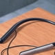 thumbnail image 3 of Auriculares con banda cuello 5.0, auriculares inalámbricos Auriculares impermeables con cancelación de ruido Estéreo HiFi Ligero para música, Gris, 3 of 8