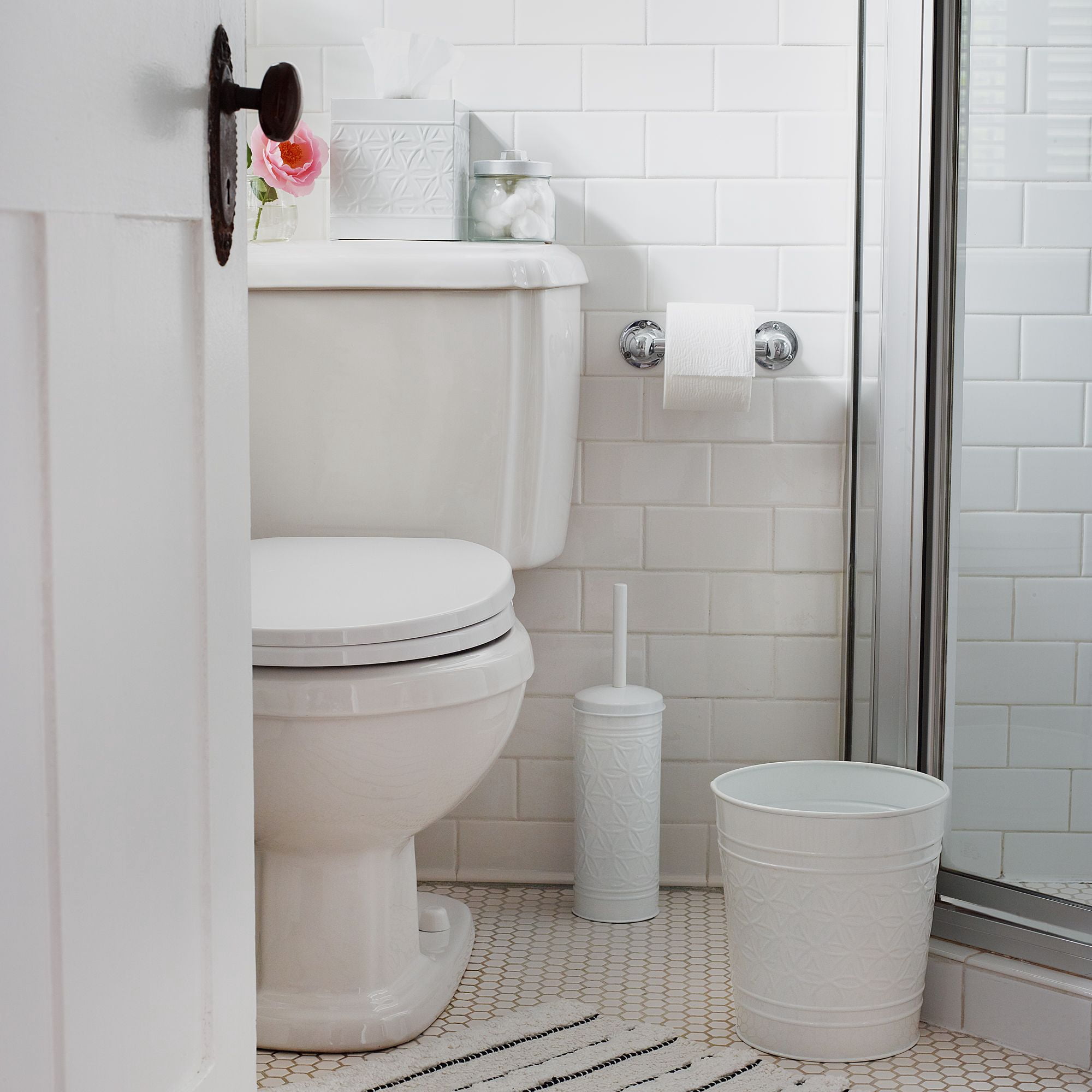 Autumn Alley White Bathroom Trash Can, Round Open-Top Bathroom Trash Can White Stylish and Durable Wastebasket for Home or Office Pretty Decorative Waste Basket Decor, Durable, White