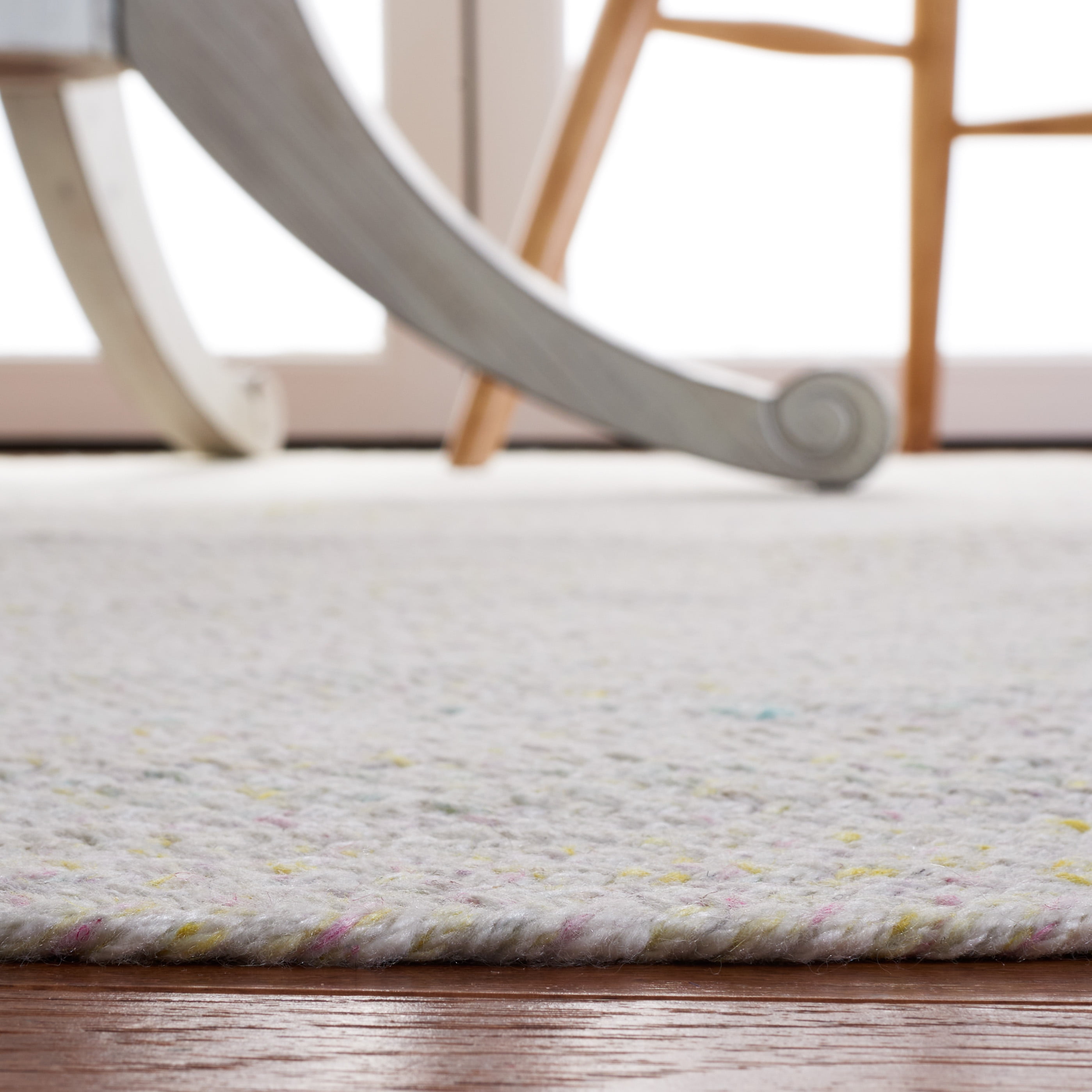 SAFAVIEH Braided Lyla Solid Polyester Reversible Area Rug, Ivory/Yellow, 5' x 5' Round