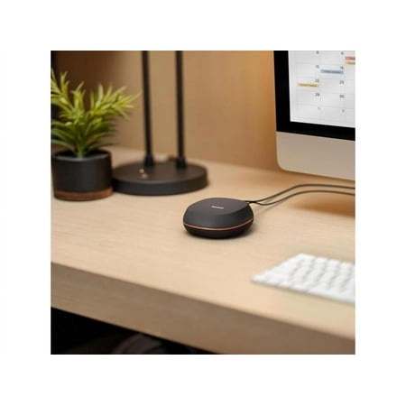 SanDisk - 8TB  Desk Drive  USB Type-C Desktop External SSD - Black