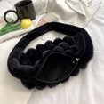thumbnail image 1 of Bolsa de mano Likrtyny con patrón de corazón de felpa suave y cálido negro, 1 of 9
