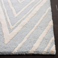 thumbnail image 4 of Safavieh Cambridge 5' X 8' Hand Tufted Wool Rug in Gray and Ivory, 4 of 5